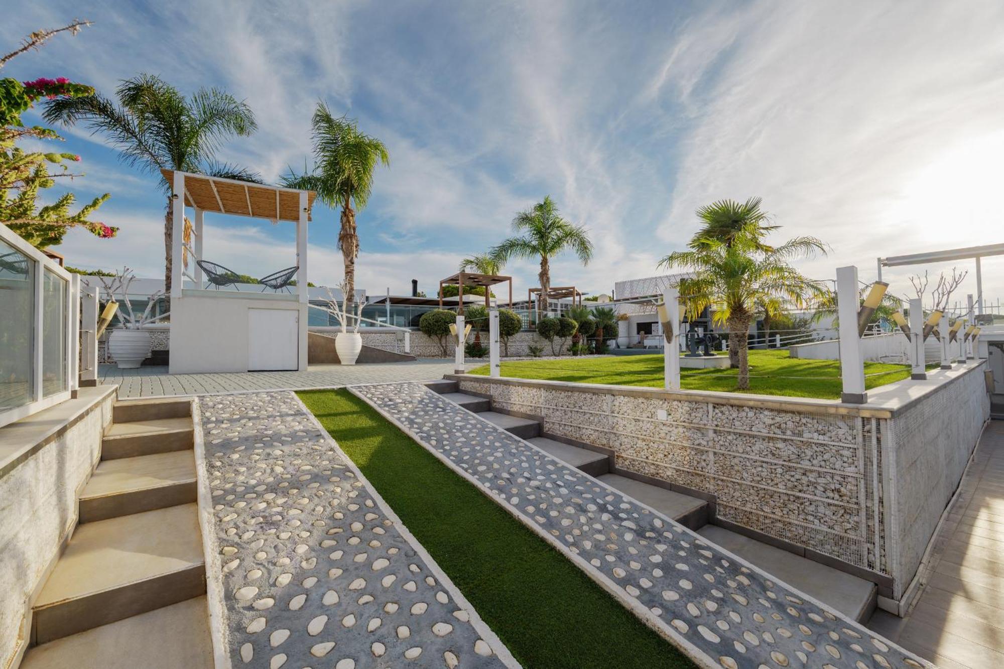 White Luxury Villa Khersónisos Eksteriør bilde