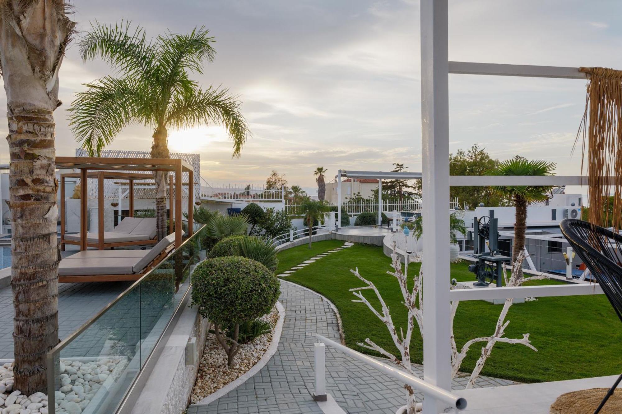 White Luxury Villa Khersónisos Eksteriør bilde